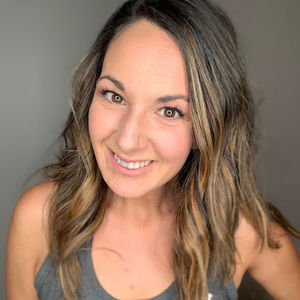 Meet your Posher, Holly